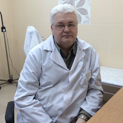 Врачи гинекологи хабаровск. Юрасов Хабаровск гинеколог.