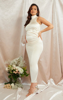 PrettyLittleThing Атласное платье макси цвета шампанского для беременных с высоким воротником