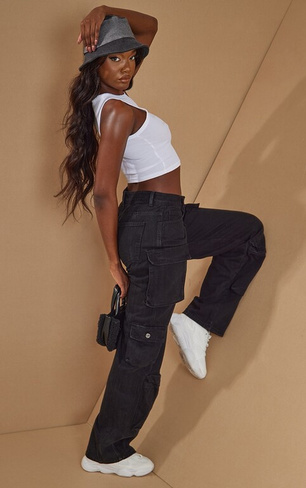 PrettyLittleThing Высокие черные широкие джинсы с карманами-карго