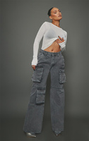 PrettyLittleThing Серые мешковатые джинсы-бойфренды с низкой посадкой и кислотной потертостью