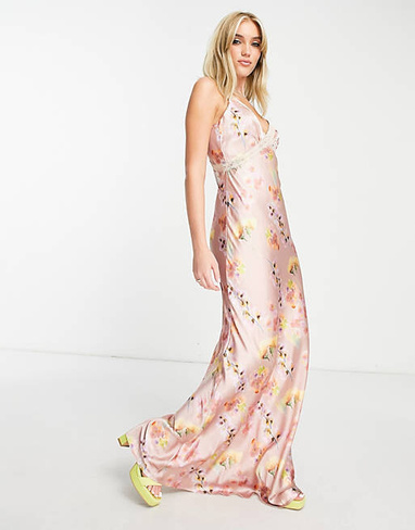 Атласное платье макси с кружевными вставками Hope & Ivy сиреневого цвета и цветочным принтом