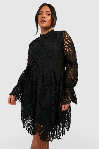 Кружевное платье с раскрешенными рукавами Boohoo, черный