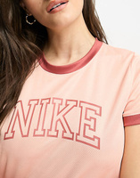 Розовая футболка с логотипом Nike Running Swoosh Run Dri-FIT