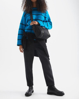 Полосатый женский свитер с круглым вырезом Loreak Mendian, синий