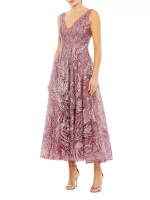 Платье с V-образным вырезом и цветочным декором Mac Duggal, лиловый
